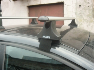 Багажник для Opel Astra Family с 2010г.- (пр. Атлант, арт. 8709+8827+8753)