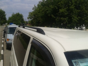 Рейлинги на крышу для Volkswagen Multivan короткая база, черные