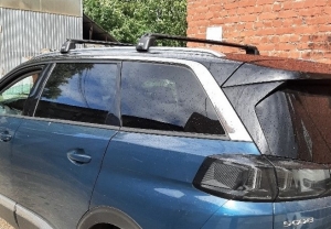 Багажник Peugeot 5008 на интегрированные рейлинги с замком черный