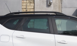 Рейлинги на крышу Renault Kaptur черные без сверления