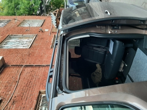 Рейлинги на крышу для Peugeot Traveller короткая и средняя база черные