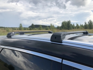 Багажник на интегрированные рейлинги Kia XCeed черный